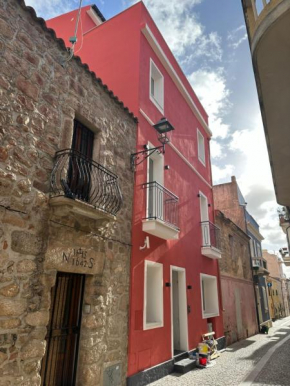 2 BR Penthouse - Luxury Renovated & Fully Equipped - BIG Roof Terrace - Historical Centre - Superior Quality Olbia